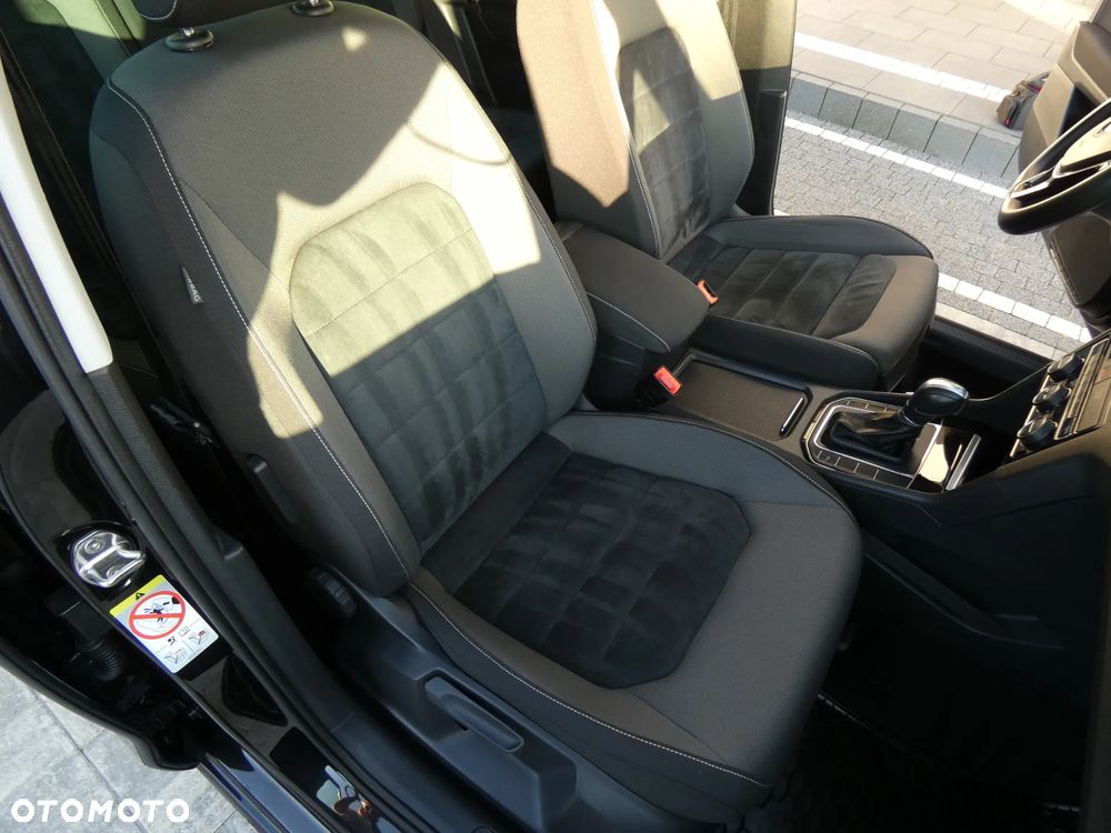 Volkswagen Golf Sportsvan - 29