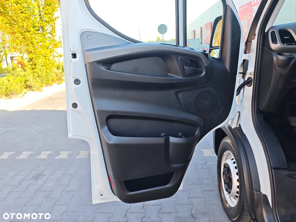 Iveco Daily - 16