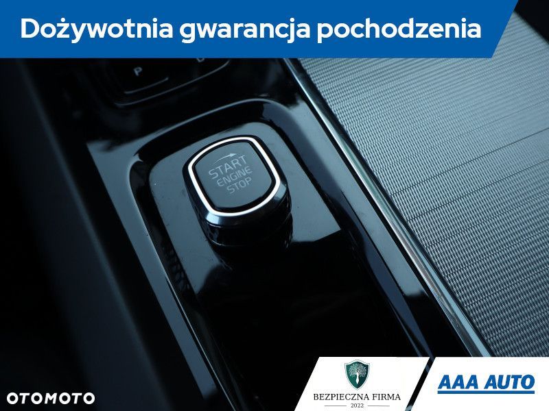 Volvo XC 60 - 21