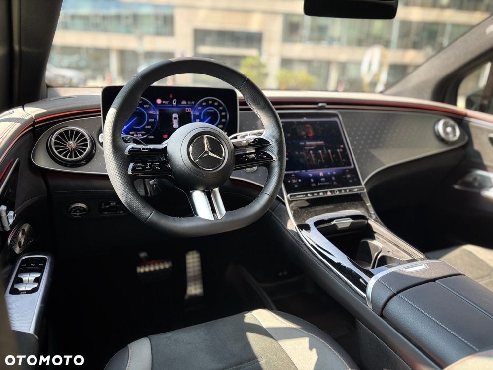 Mercedes-Benz EQE - 14