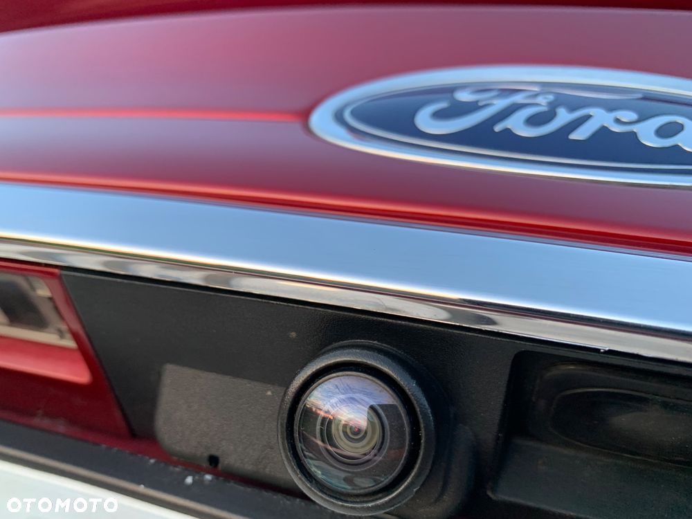 Ford Mondeo 2.0 EcoBoost Titanium - 37