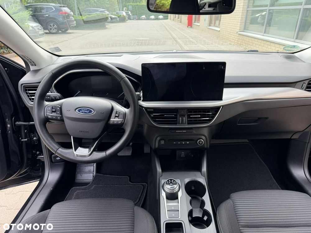 Ford Focus - 24