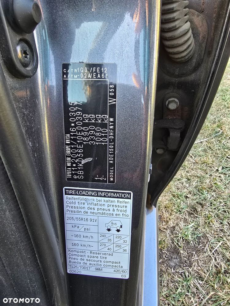 Toyota Auris 2.0 D-4D - 6
