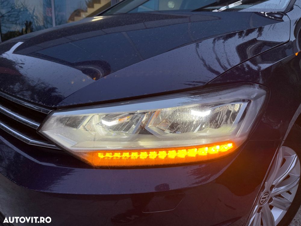 Volkswagen Touran 2.0 TDI SCR DSG Highline - 13