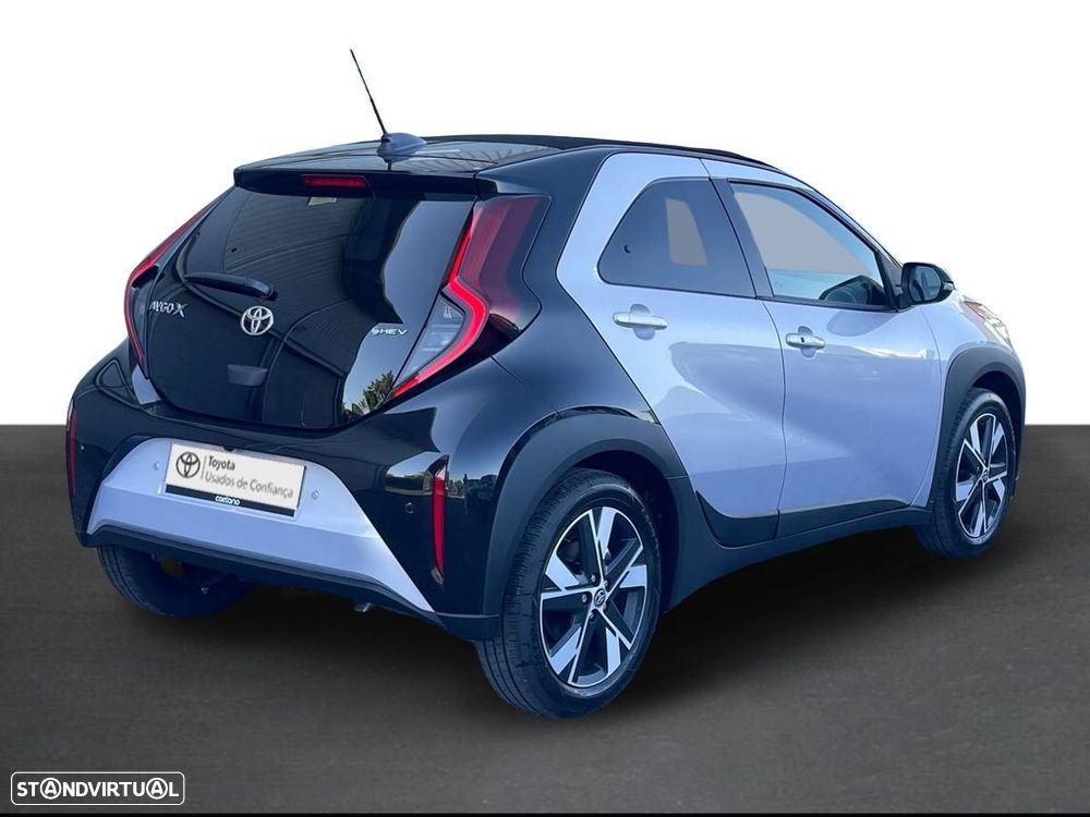 Toyota Aygo X 1.5 Hybrid Envy - 19