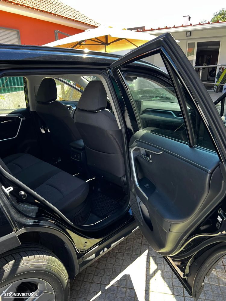 Toyota RAV4 2.5 HDF Comfort - 15