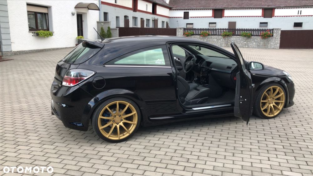 Opel Astra OPC - 7