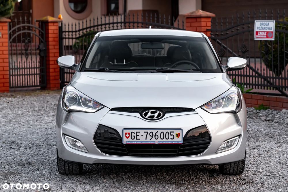 Hyundai Veloster 1.6 Premium - 5