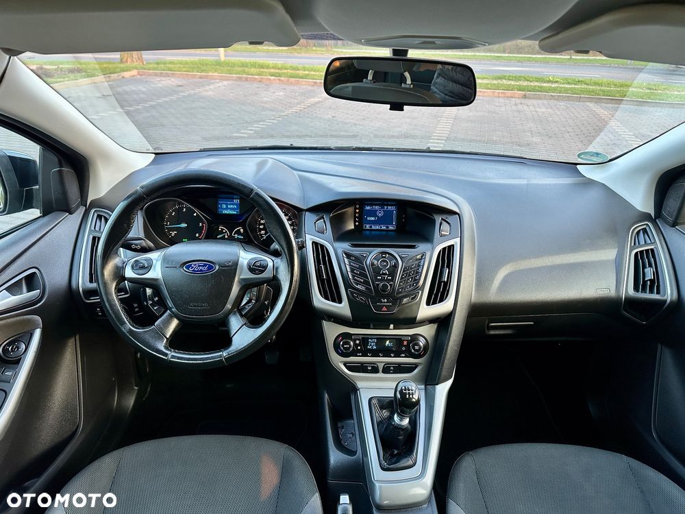 Ford Focus 1.6 TDCi DPF Start-Stopp-System SYNC Edition - 24