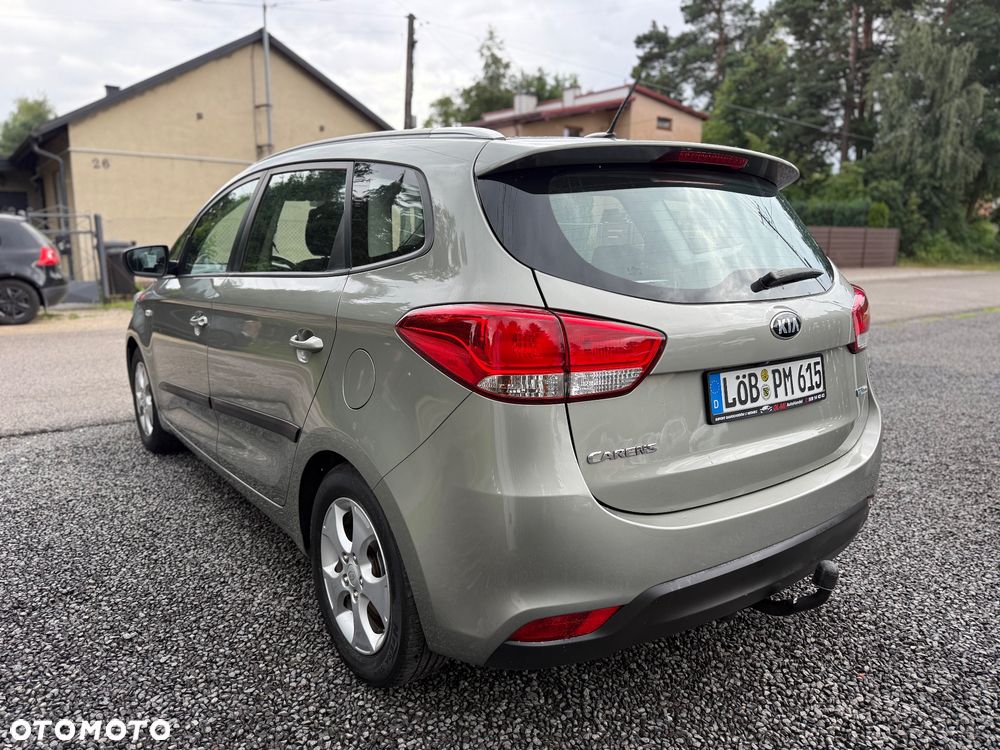 Kia Carens 1.6 GDI Dream-Team Edition - 8