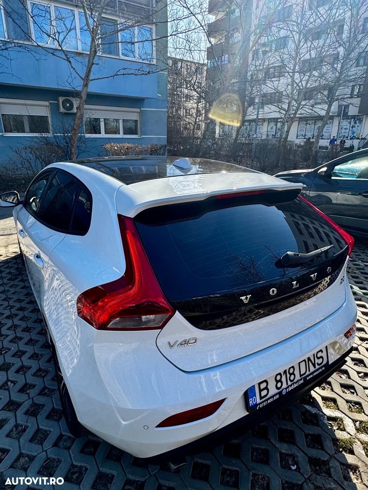 Volvo V40 D3 Aut. Momentum - 7