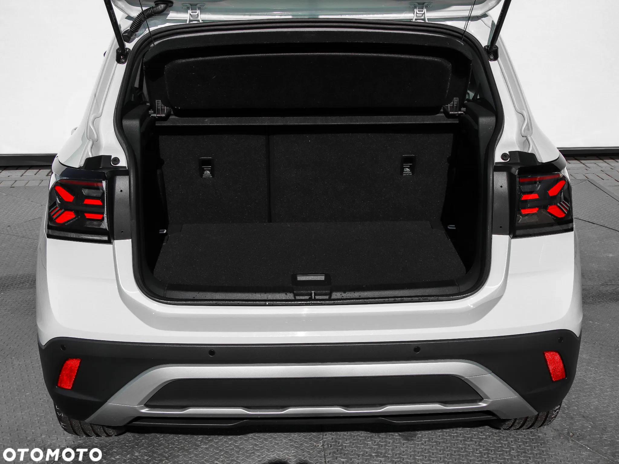 Volkswagen T-Cross 1.0 TSI Style DSG - 9