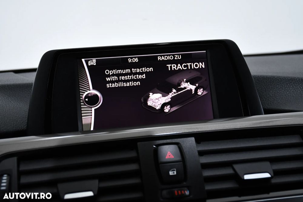 BMW Seria 3 320d Touring xDrive Aut. Modern Line - 32