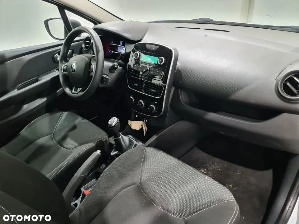 Renault Clio 1.5 dCi Business - 14