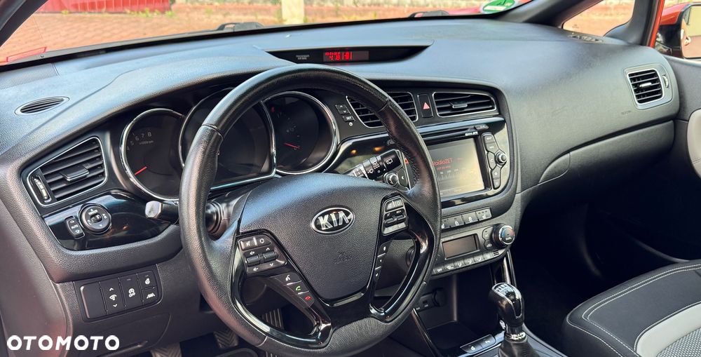 Kia ProCeed 1.6 GDI Spirit - 30