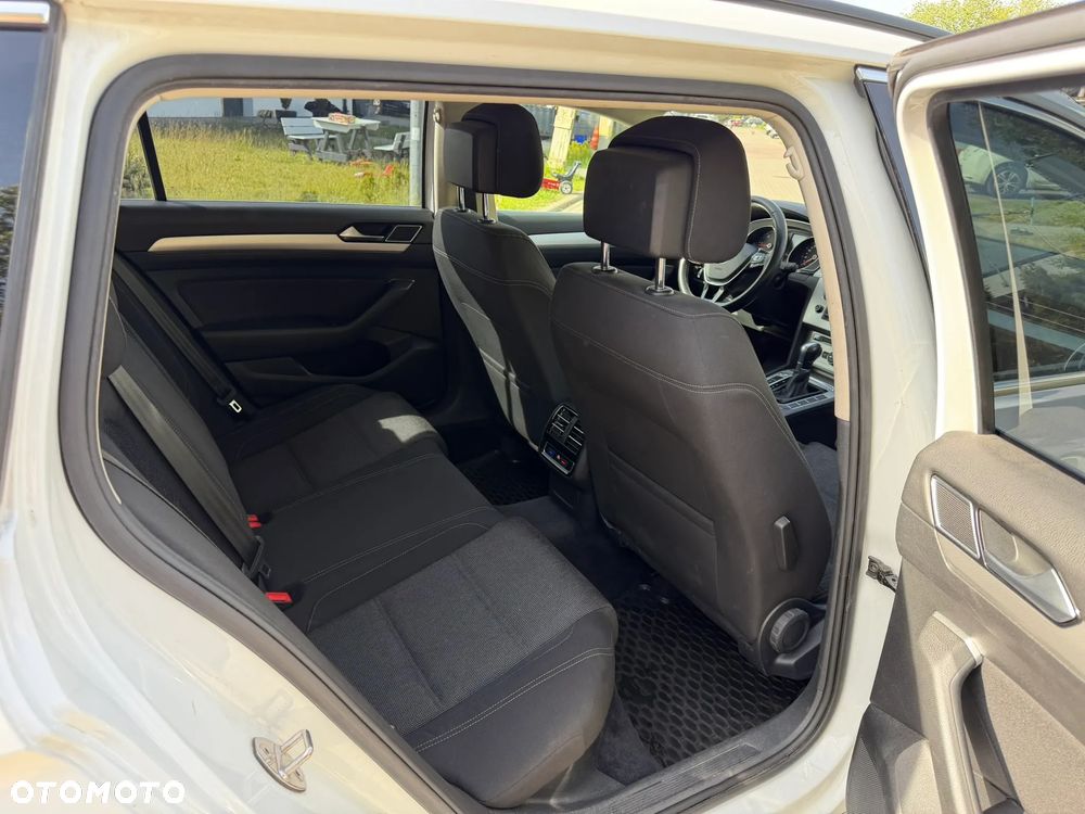 Volkswagen Passat 2.0 TDI BMT Comfortline DSG - 14