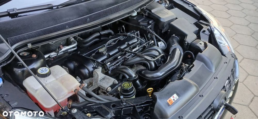 Ford Focus ver-1-6-platinium-x - 35