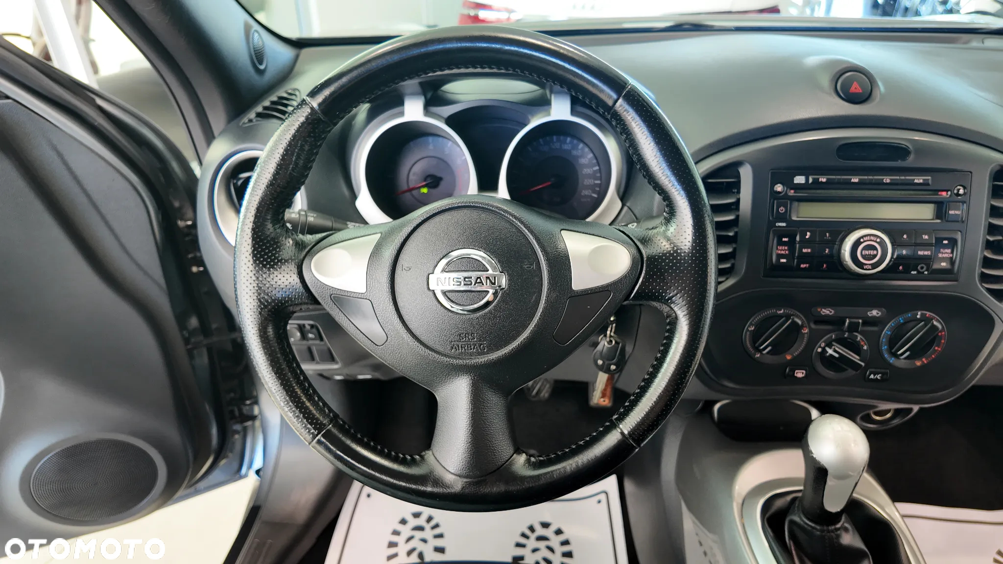 Nissan Juke 1.6 Acenta - 25