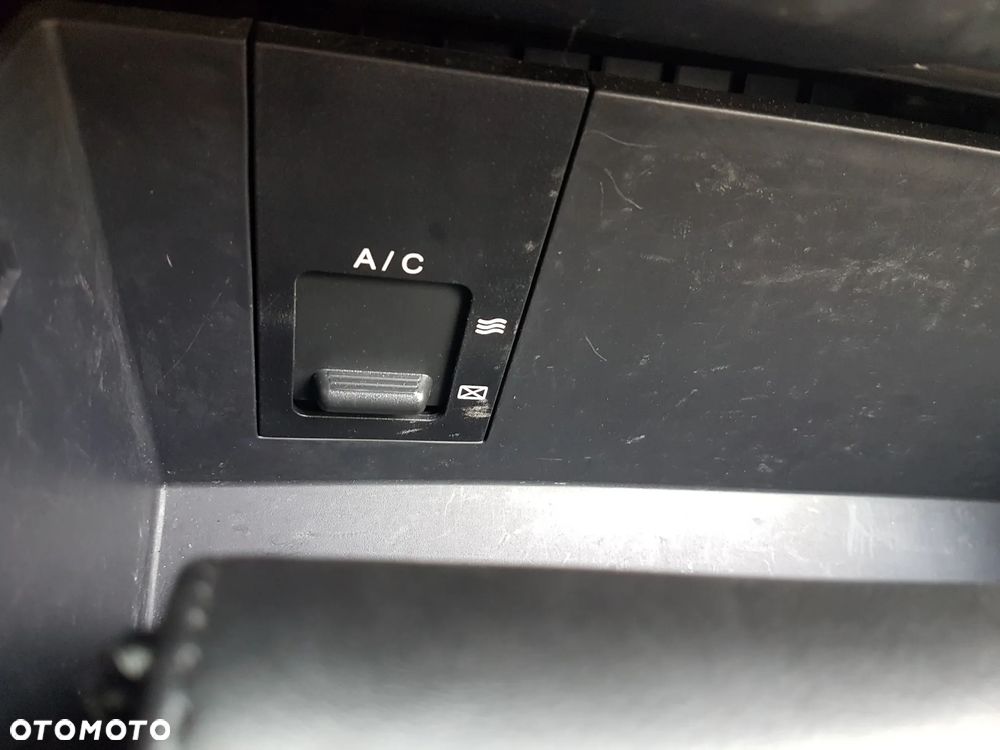 Hyundai i30 1.4 FIFA WM Edition - 22
