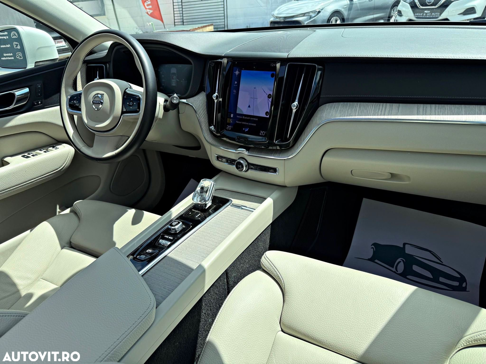 Volvo XC 60 T8 Twin Engine AWD Geartronic Inscription - 12