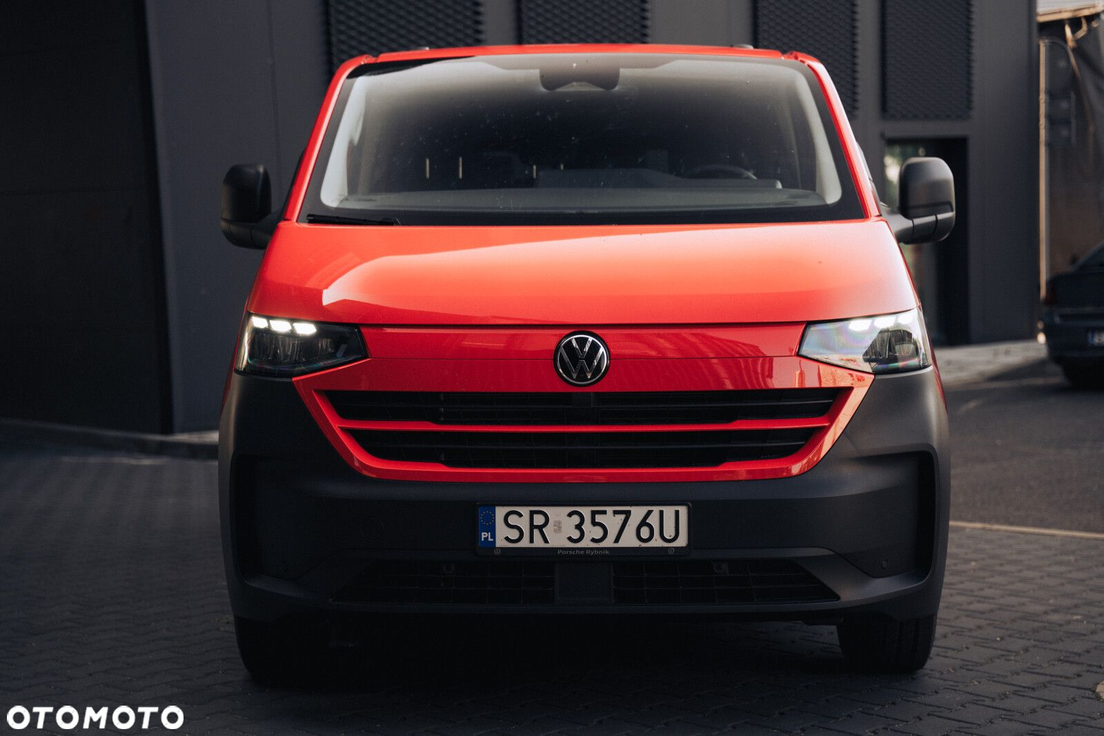 Volkswagen Caravelle - 5
