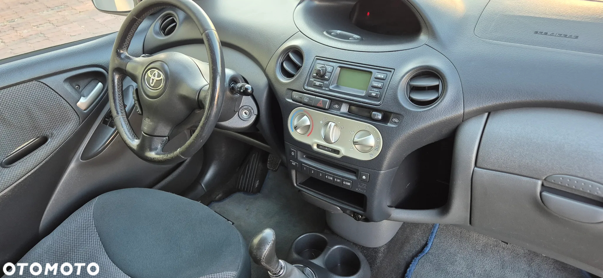 Toyota Yaris 1.4 D-4D Sol - 17