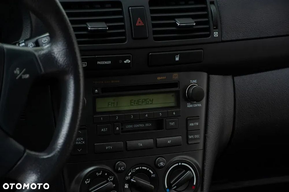 Toyota Avensis 1.8 VVT-i Combi - 30