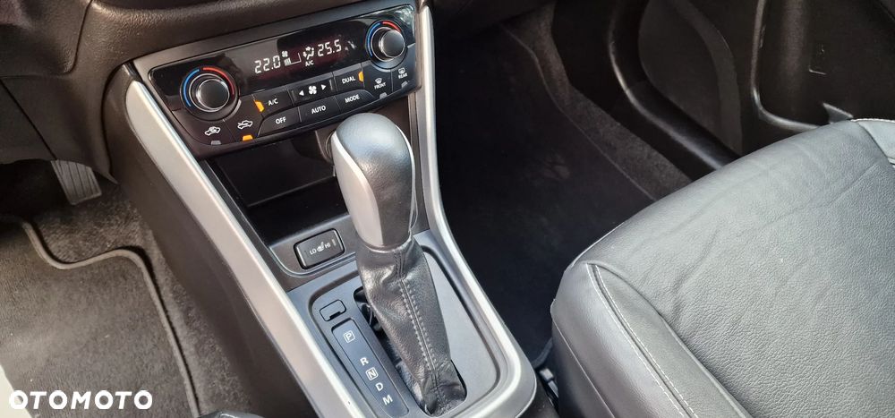 Suzuki SX4 S-Cross 1.4 T Premium 4WD - 11