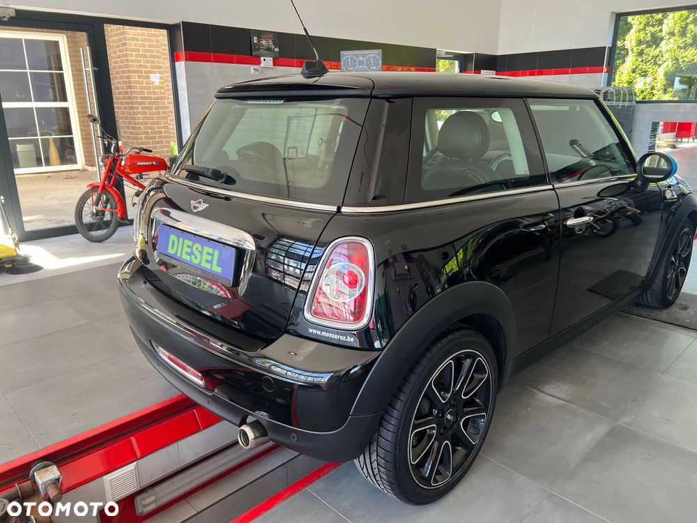 MINI Cooper D Bayswater - 7