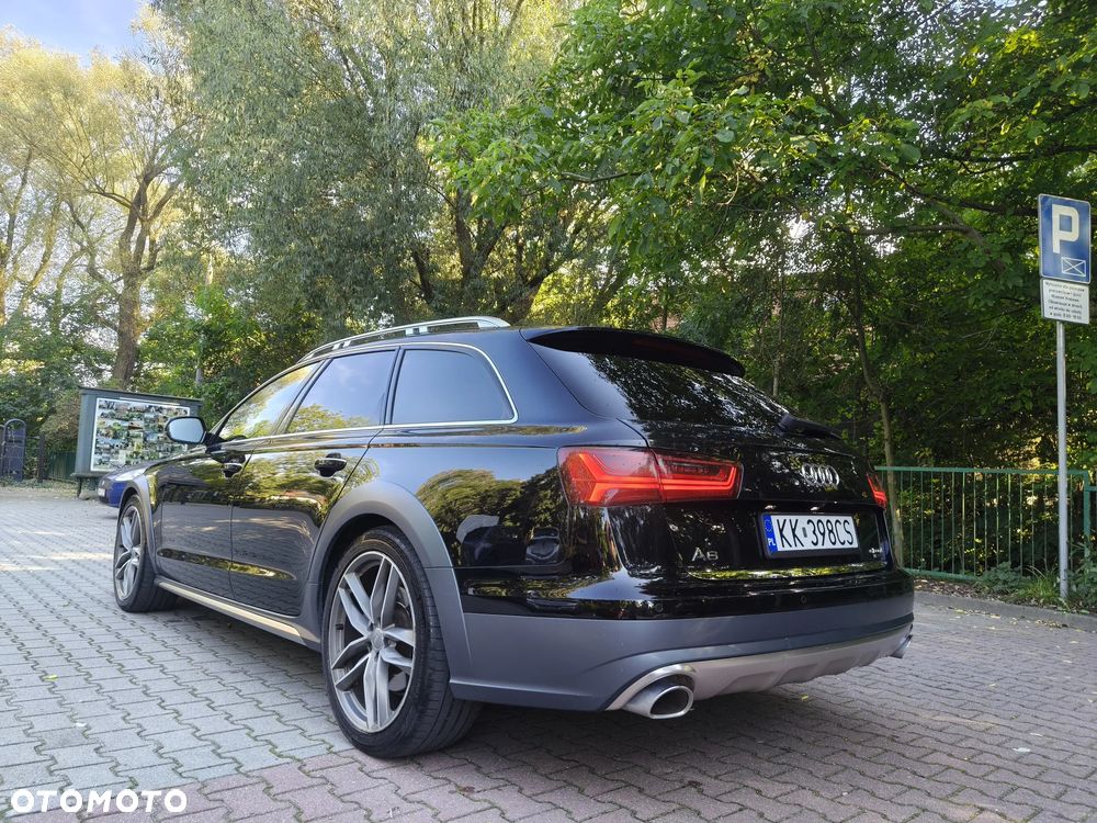 Audi A6 Allroad - 22
