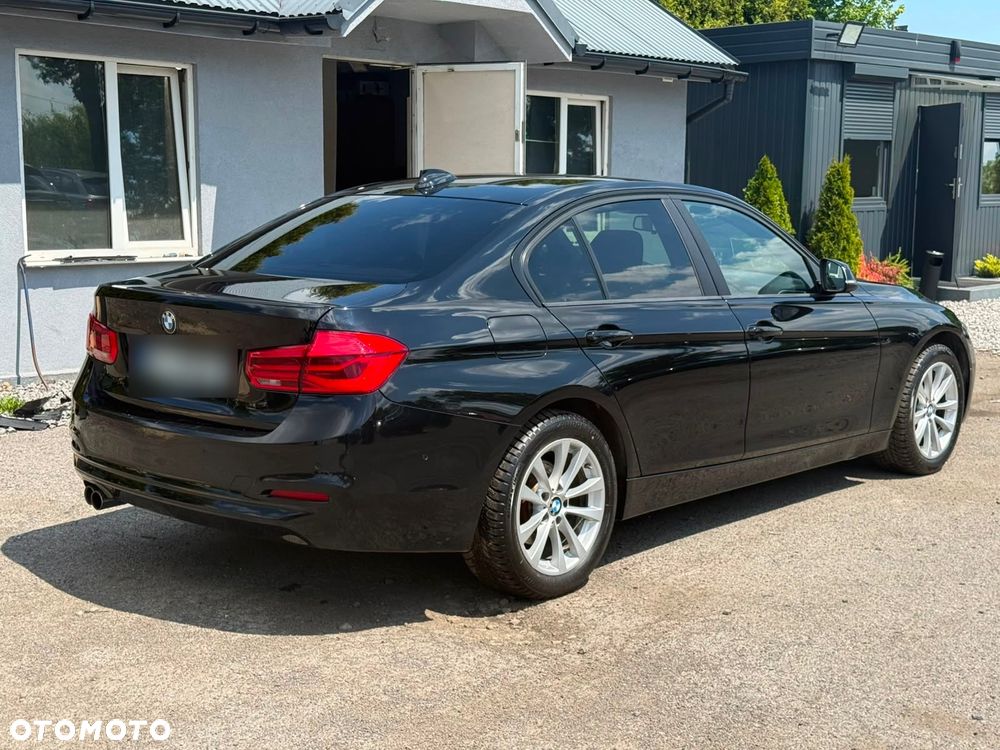 BMW Seria 3 320i GPF xDrive - 7