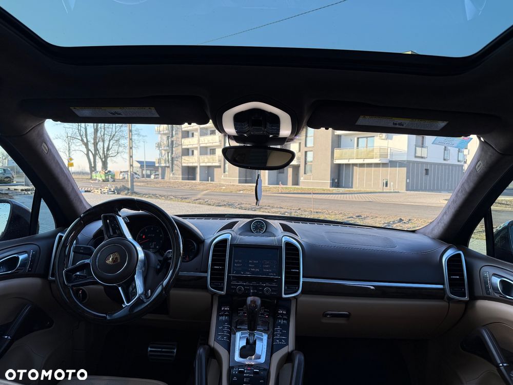 Porsche Cayenne GTS Tiptronic S - 25