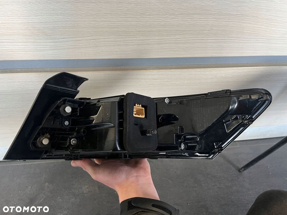 lampa lewa tylna w błotnik volkwagen vw arteon 3g7 lift - 6