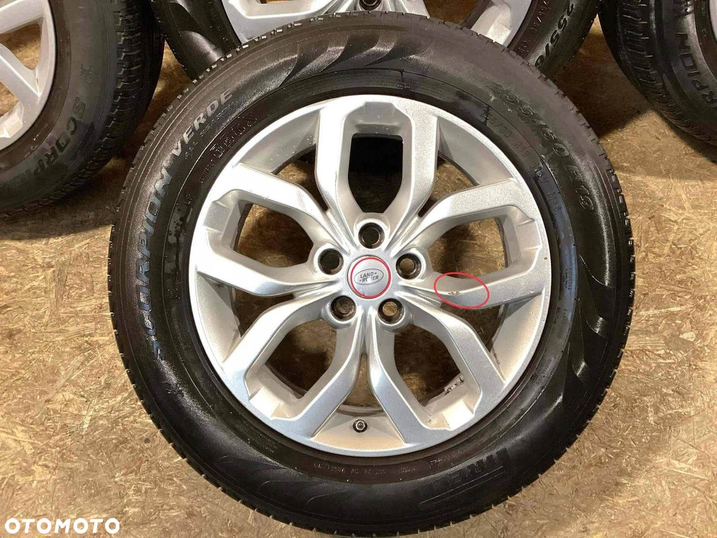 Felgi aluminiowe 19 RANGE ROVER DISCOVERY 5 LR081580 Hy321007da 7.5X19EH2 - 3
