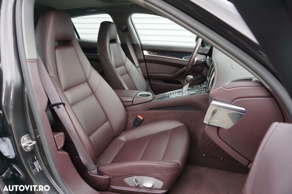 Porsche Panamera - 6