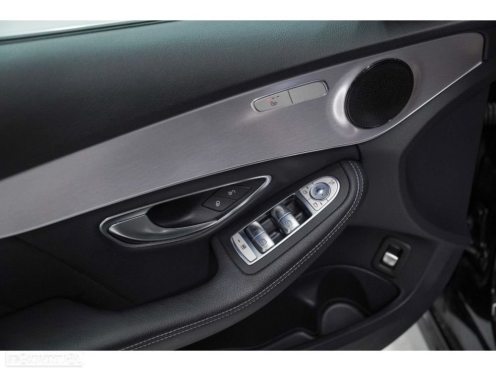 Mercedes-Benz C 300 - 18