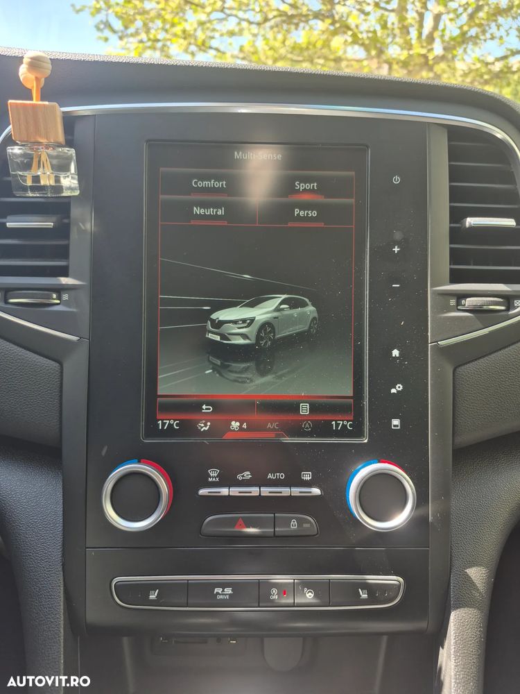 Renault Megane ENERGY dCi EDC GT - 16