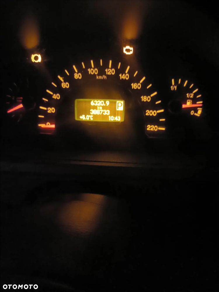 Mercedes-Benz Viano 2.2 CDI lang Automatik Trend Activity - 8