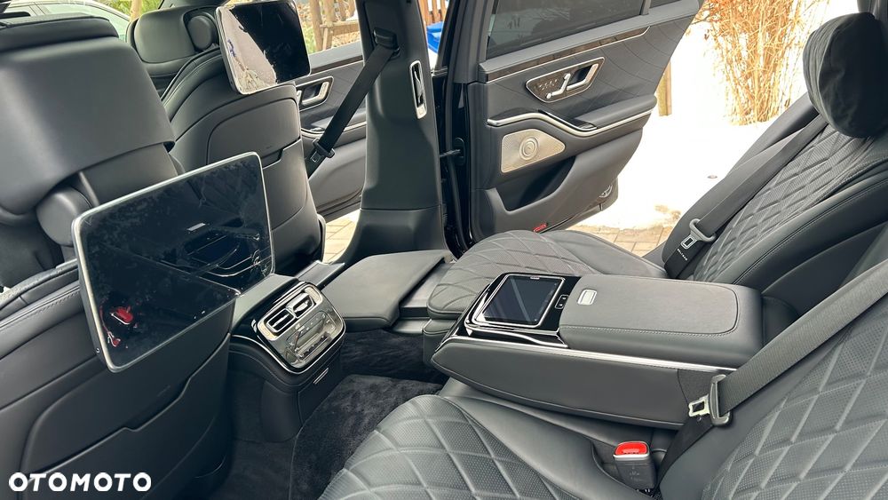 Mercedes-Benz Klasa S 500 4Matic L 9G-TRONIC - 26