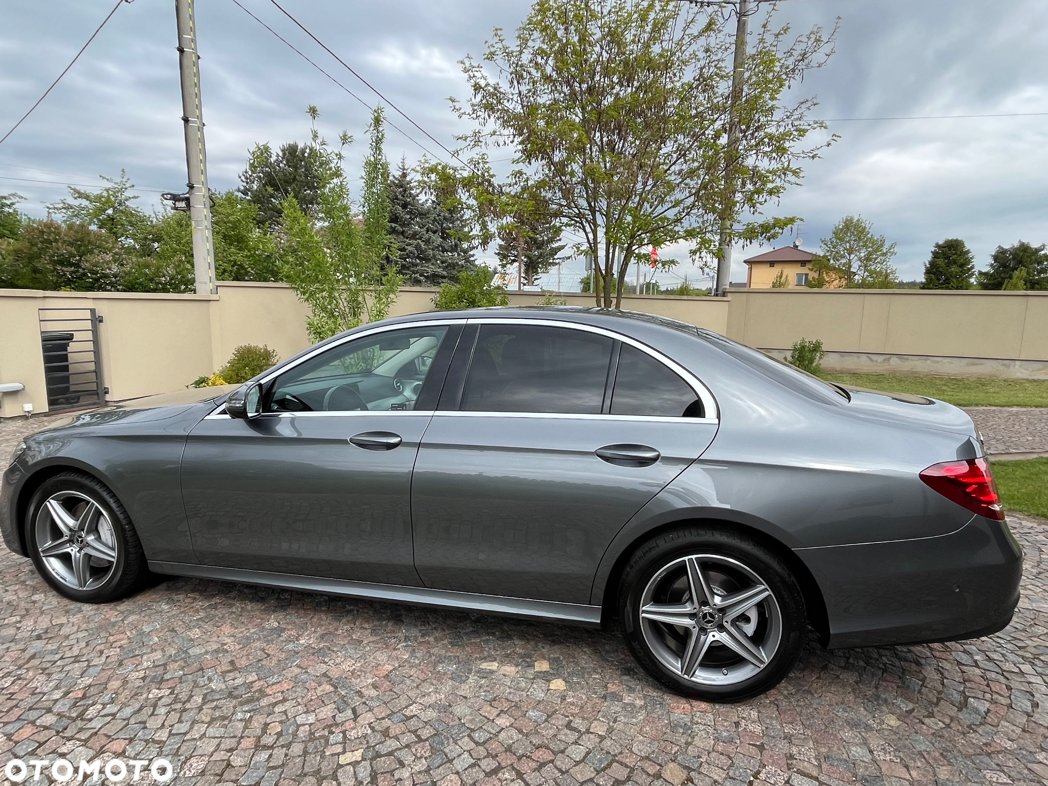 Mercedes-Benz Klasa E - 17