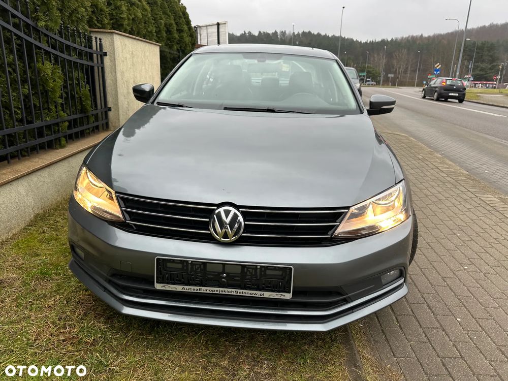 Volkswagen Jetta - 10