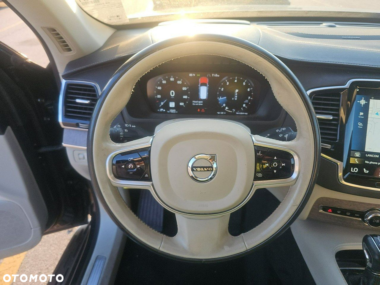 Volvo XC 90 - 10