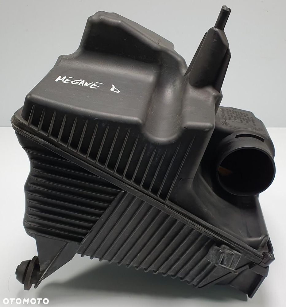 OBUDOWA FILTRA POWIETRZA RENAULT MEGANE II 1.6 16V 8200176558