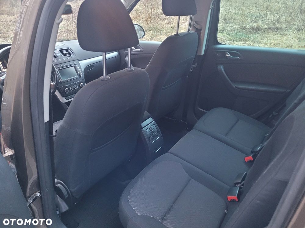 Skoda Yeti 1.2 TSI 4x2 Ambition DSG - 8