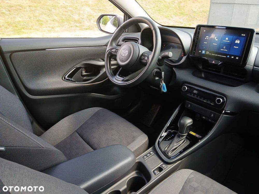 Toyota Yaris Hybrid 1.5 Style - 20