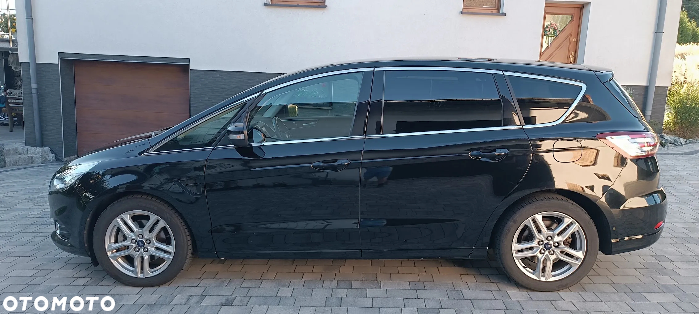 Ford S-Max 2.0 TDCi Titanium PowerShift - 9