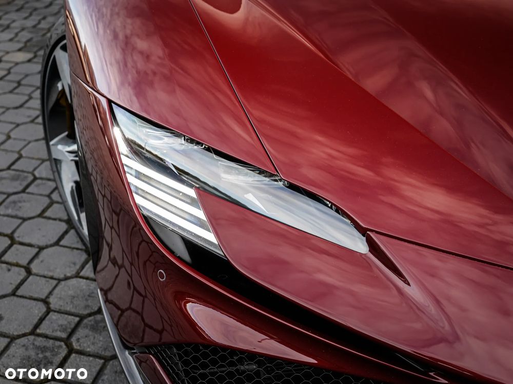 Ferrari SF90 Spider - 5