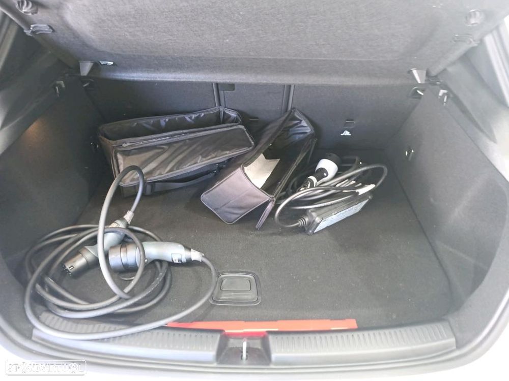 Mercedes-Benz A 250 e Style Plus - 10