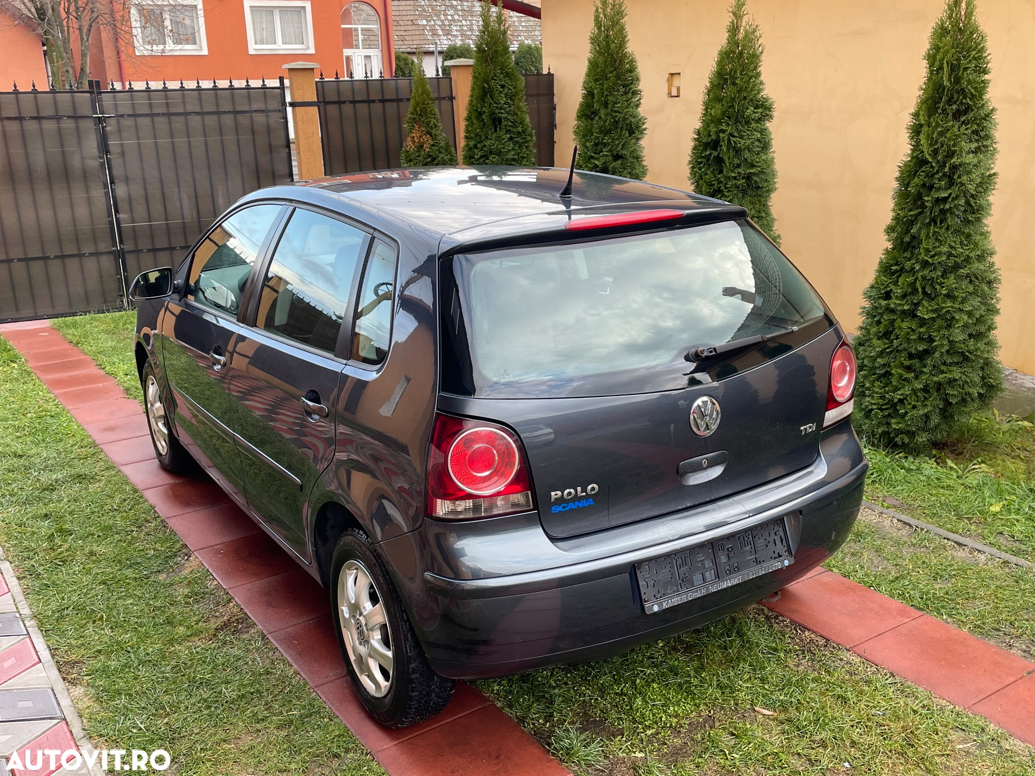 Volkswagen Polo 1.4 TDI Trendline - 2