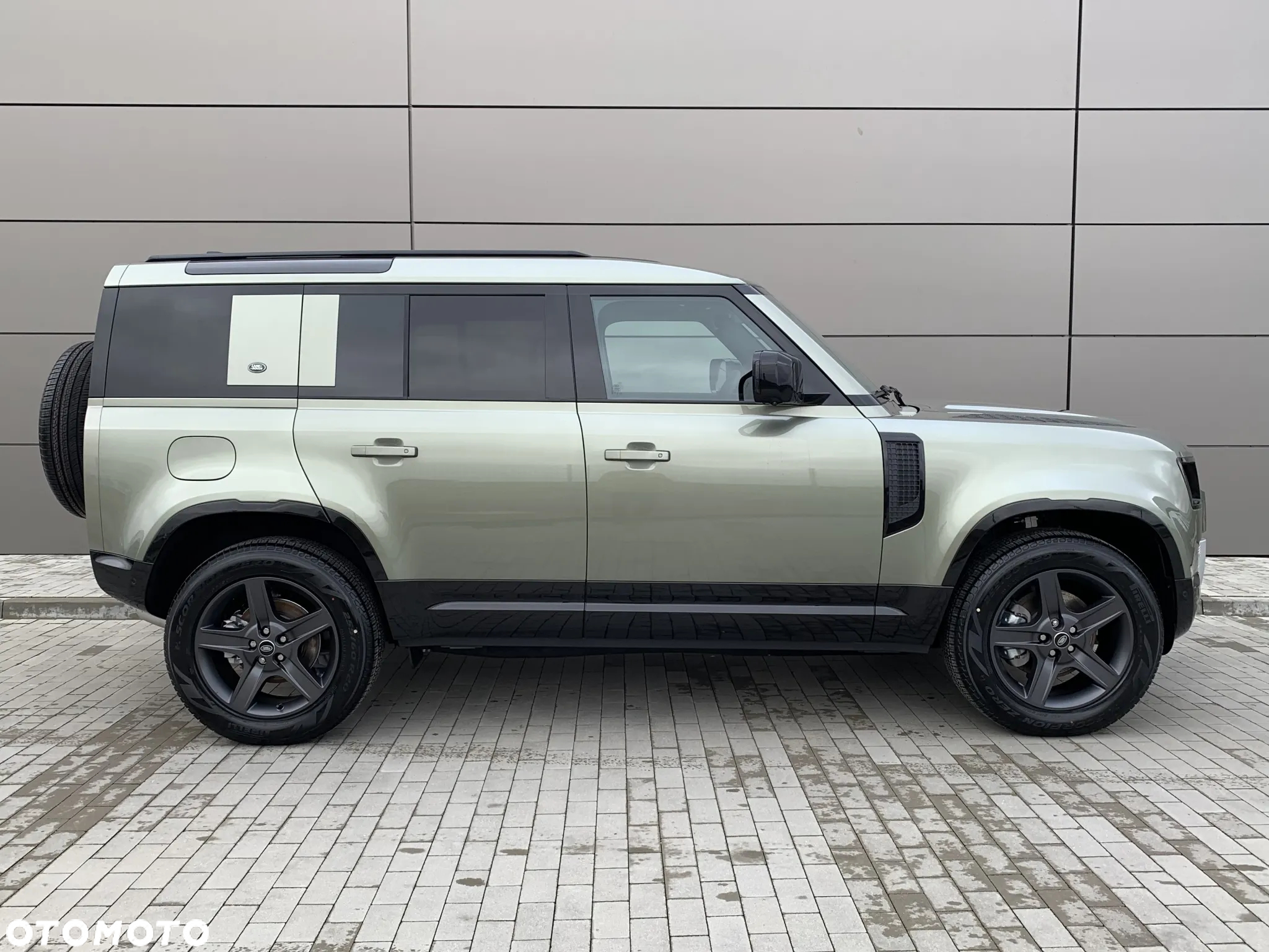 Land Rover Defender 110 D200 SE - 6